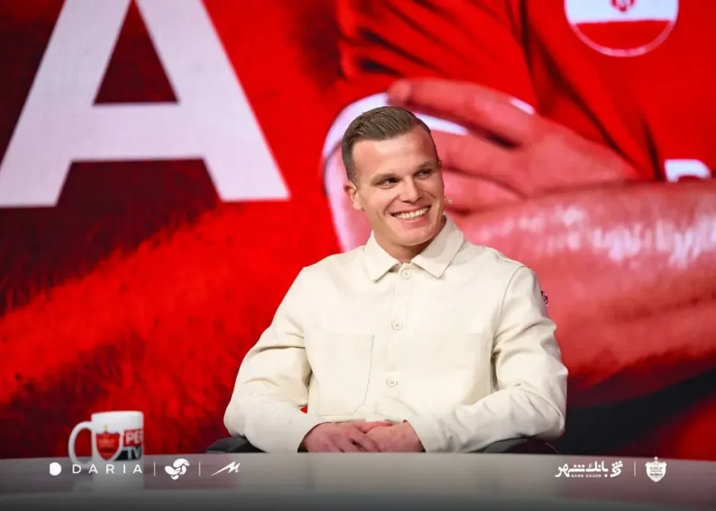 دوست دارم فارسی یاد بگیرم؛/ دنیل گرا: با پرسپولیس به تیم ملی برمیگردم!