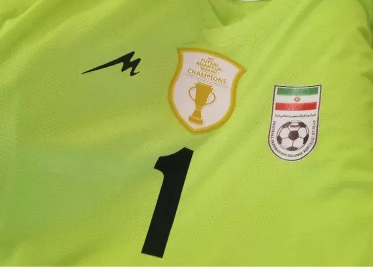 نشان قهرمانی آسیا روی پیراهن تیم ملی فوتسال ایران