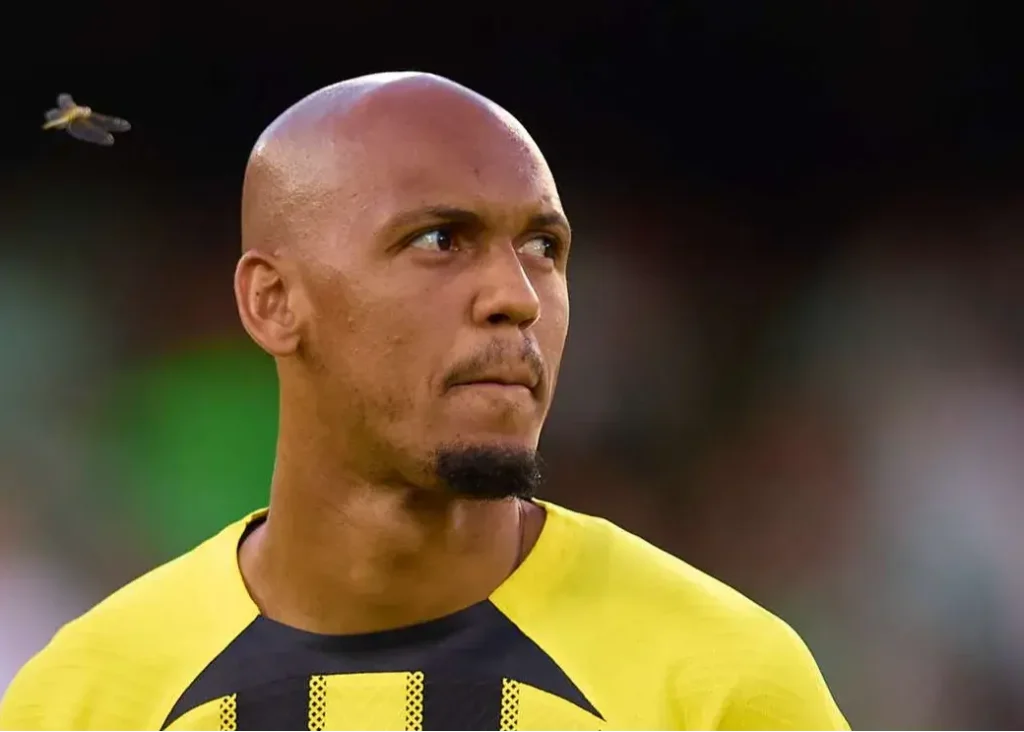 حمله فابینیو به داور بازی الاتحاد-النصر/ پنالتی ما سوخت و النصر برد!