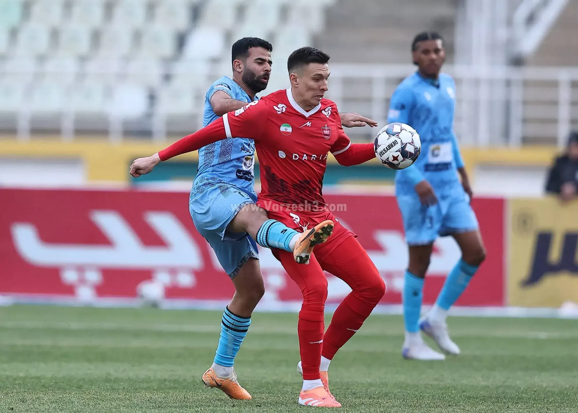 اوسمار باید ببرد/ گزارش زنده: پرسپولیس صفر – چادرملو صفر