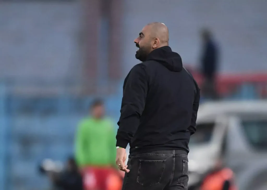 مازیار قایقران نه، زارع صالح‌نیا/ احتمالا آخرین فصل مازیار زارع در ملوان!