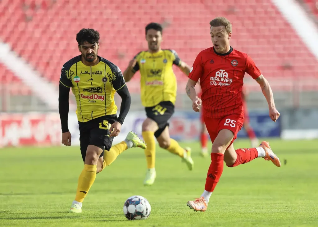 75 دقیقه بازی فیزیکی برای گرفتن اخراجی:/ دروژدک سوت پایان بازی را زودتر از داور زد!