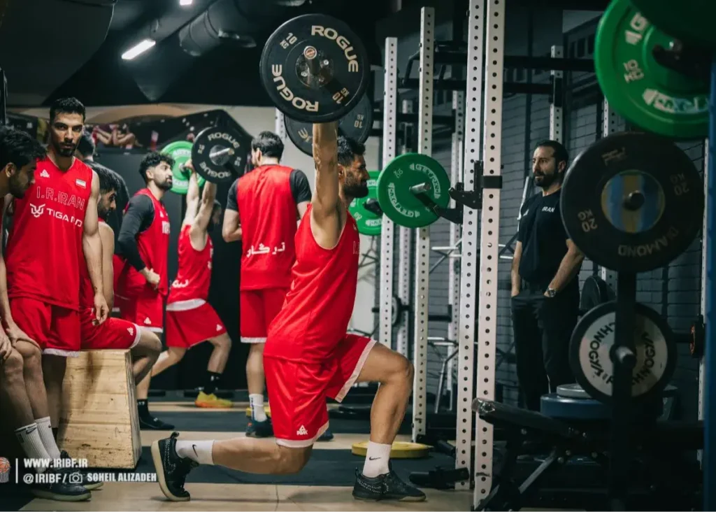 شاگرد خلف شاهین‌طبع در اوج آمادگی:/ شریفی با استقلال به تیم ملی رسید!