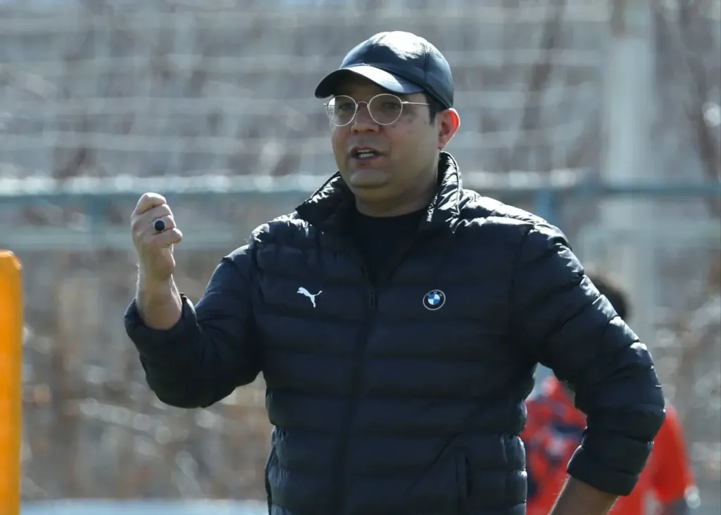 کادرفنی تراکتوری‌ها تقریبا تکمیل است/ ربیعی به دنبال حضور یک دستیار خارجی