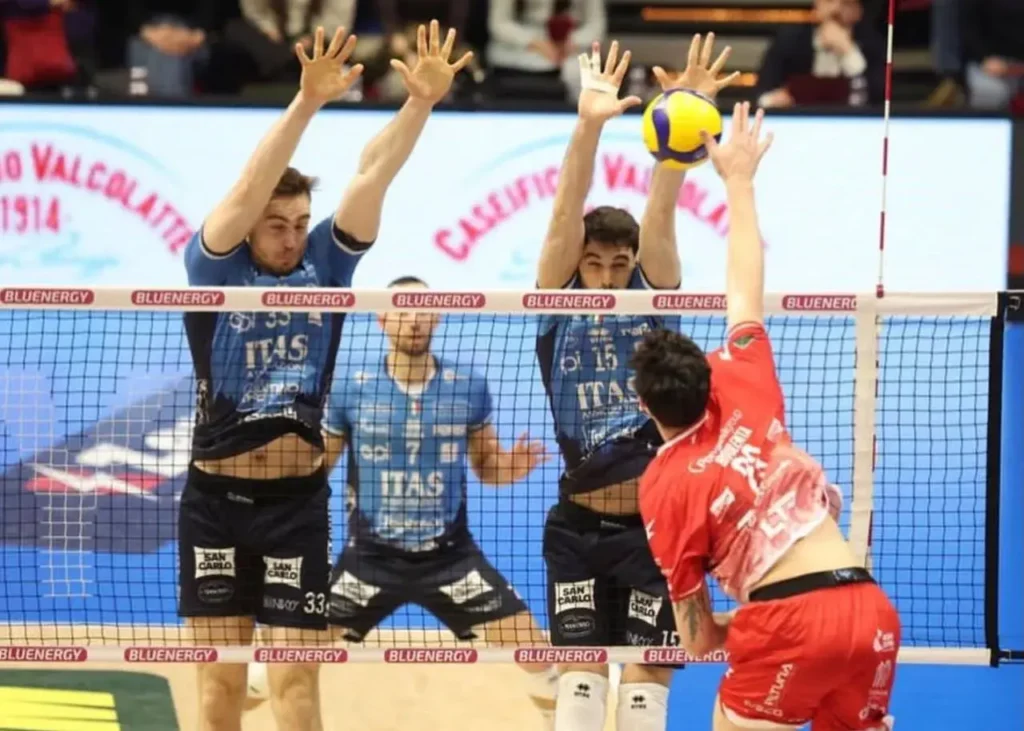 قهرمان ایتالیا مثل یک مریض بدحال