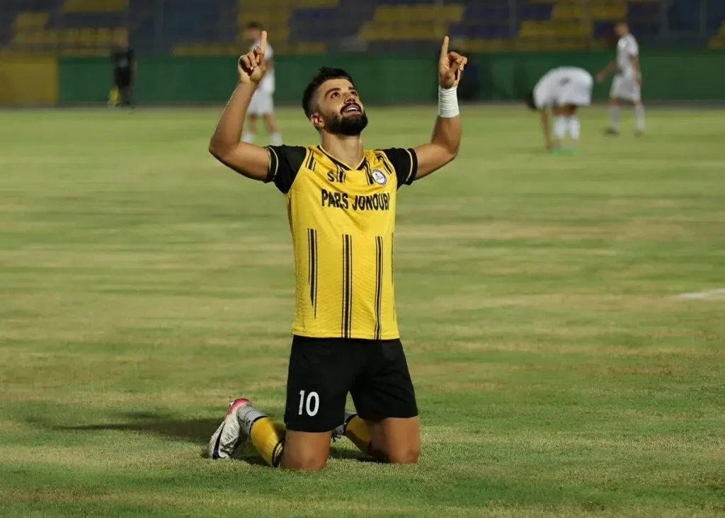 گل من را با مارادونا مقایسه کنید دوست دارم/ ستاره لیگ یک: تیم محبوبم، دارم می‌آیم