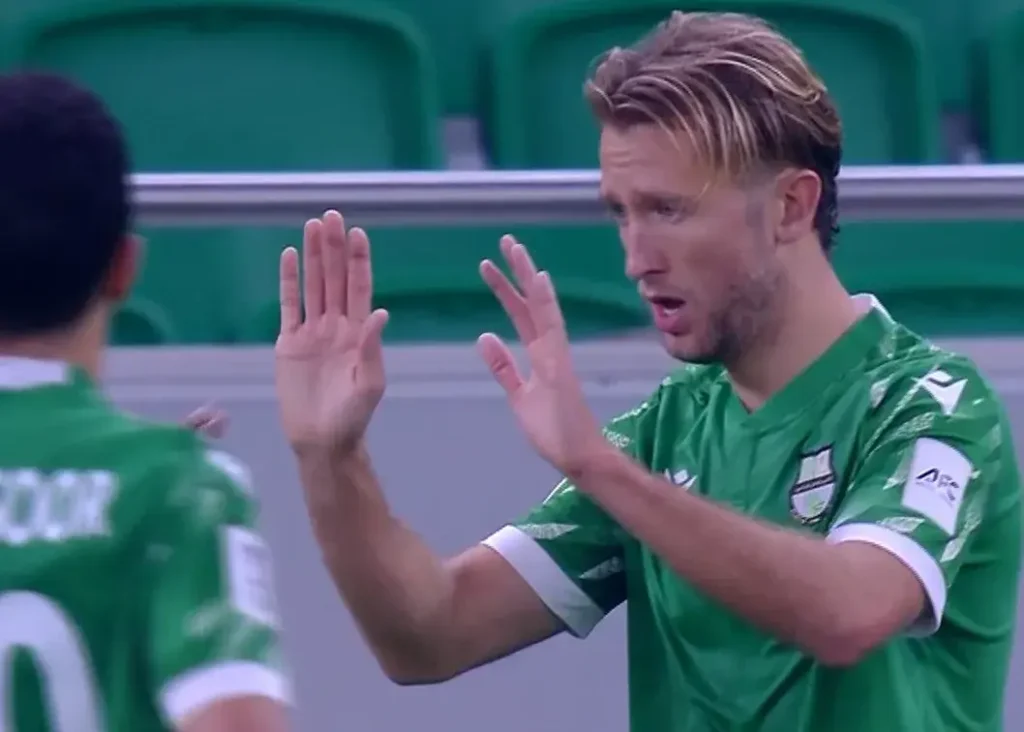 ضد حمله سریع و ضربه نهایی ولپ:/ شوک به محرم و سپاهان مثل برق و باد!