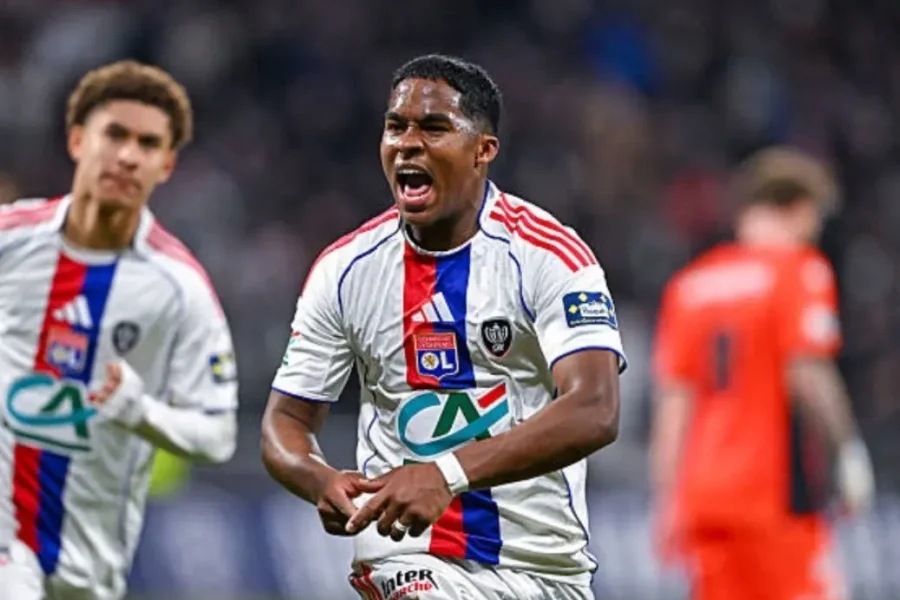 ‏یک جلسه محرومیت به جای دو جلسه/ بخشش غیرمنتظره اندریک: کارت قرمز لغو شد