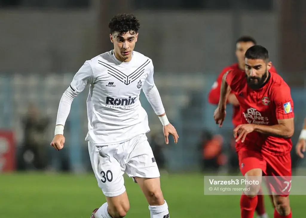 بهشتی تعویض همیشگی ملوان در بازی‌های بزرگ:/ اعتماد مازیار به میدان‌داری جوان ۱۶ ساله!