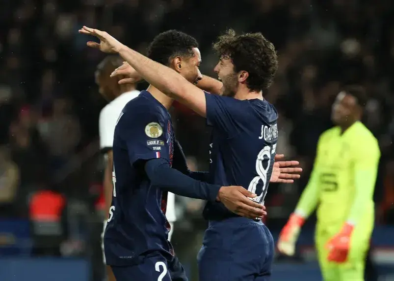 حق من است بیشتر از ژوائو نِوِس پول بگیرم!