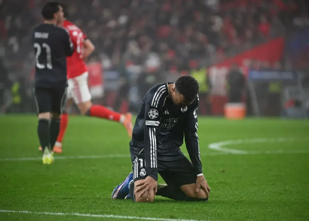 هر طور شده باید به جام جهانی بروم/ دلیل ویژه امباپه برای خودداری از جراحی زانو