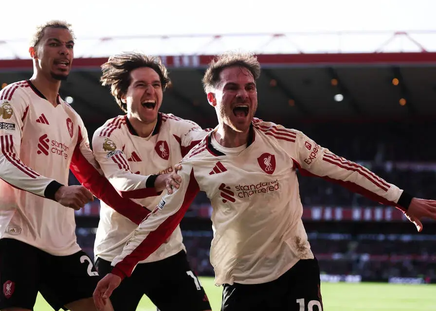 ‏90 دقیقه بد بودند 10 دقیقه خوب شدند و بردند/ فارست 0-1 لیورپول | درامای بابانوئل در سیتی گراند