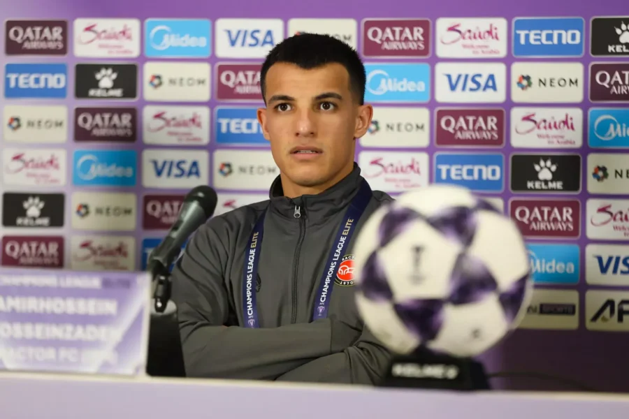 حسین‌زاده بهترین بازیکن زمین شد