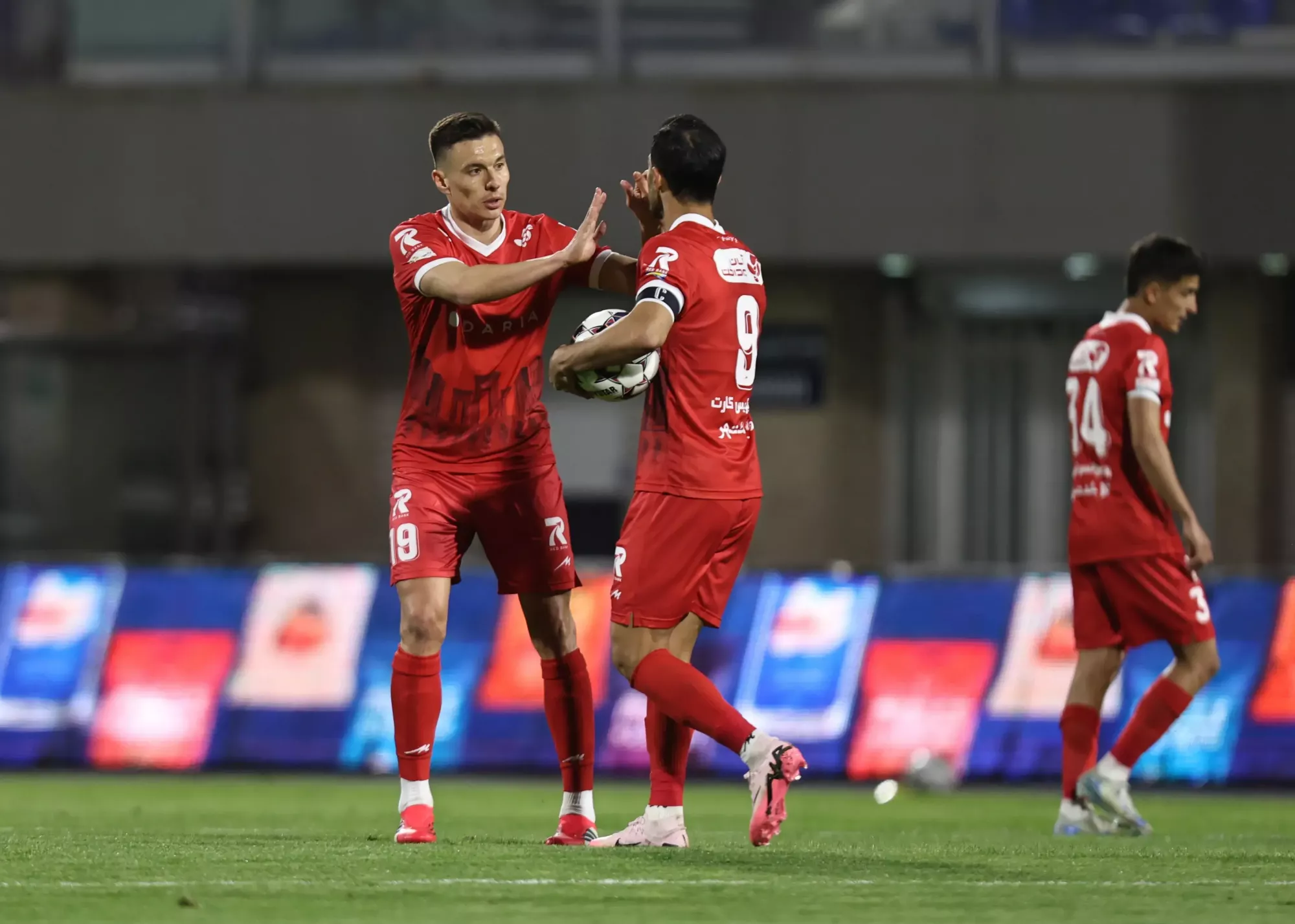 اولین گل دریافتی از پشت محوطه:/ گل ایگور سرگیف از منطقه ممنوعه گل‌گهر!