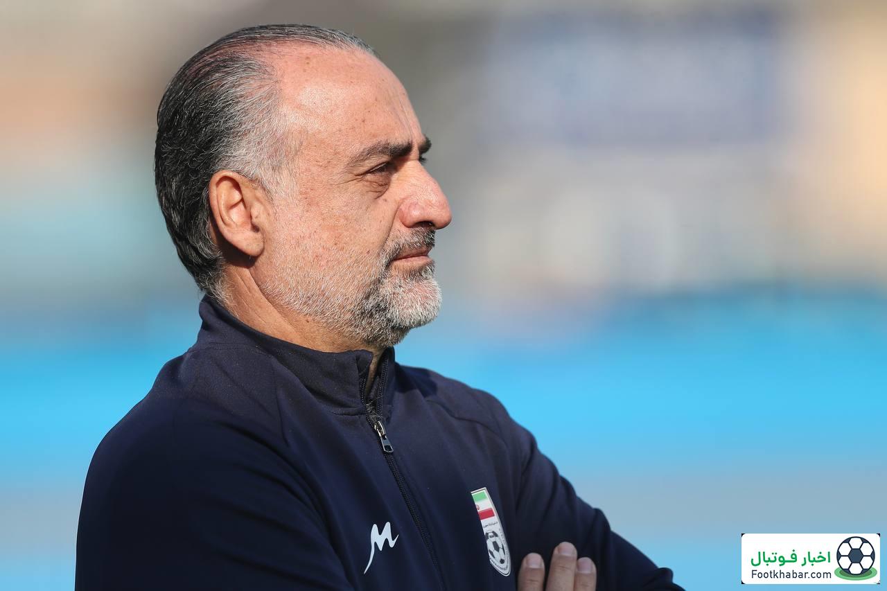 کناره‌گیری سرمربی تیم جوانان با پیامک/ کاپشن، زمین، بیمه و همه مشکلات تیم جوانان!
