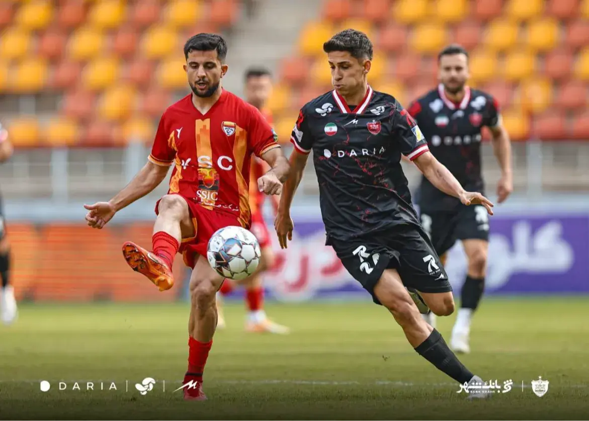 کاظمیان بیرون رفت؛/ سورپرایز اوسمار با اعتماد به 19 ساله پرسپولیس