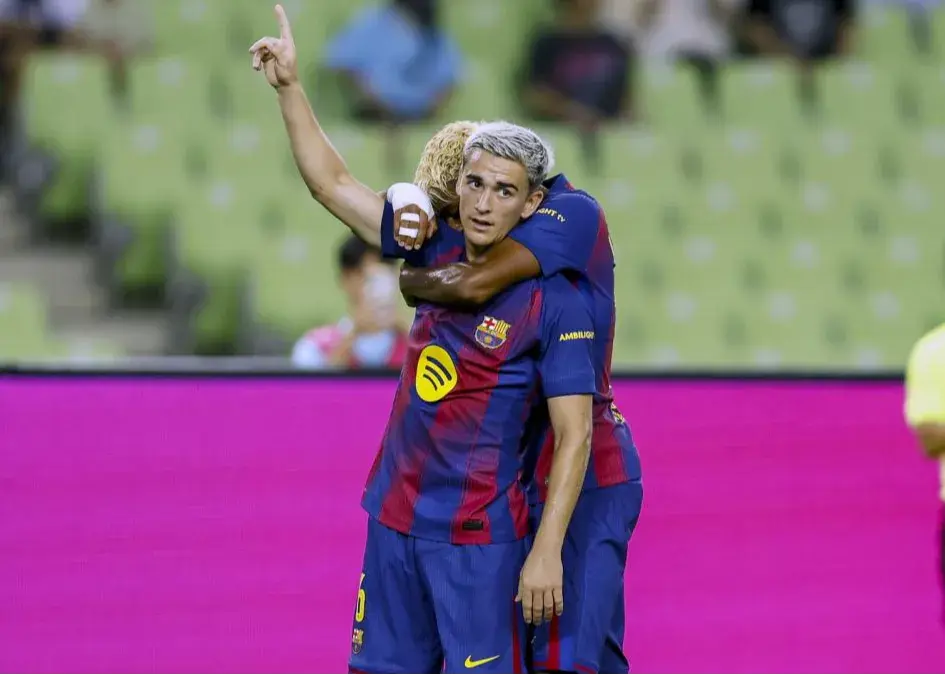 ‏همه نگاه‌ها به پسر دوشت‌داشتنی بارسا/ سر و صدای بازگشت گاوی: هواپیمای آمریکا رزرو است