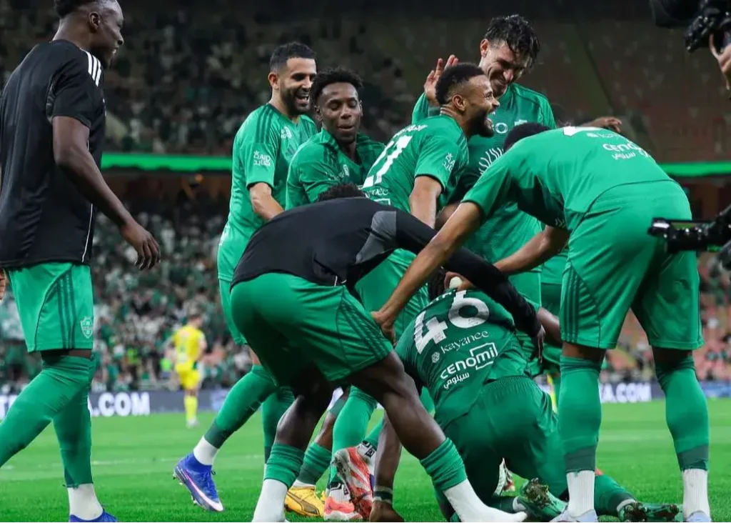 ‏هفتمین پیروزی پیاپی در خانه/ ‏تاریخ‌سازی الاهلی برای عبور از النصر