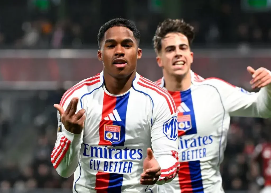 هدیه جالب اندریک به بازیکنان لیون (عکس)