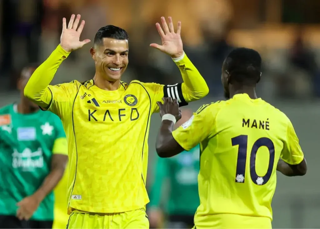 رونالدو در آستانه ورود به باشگاه صدتایی‌های عربستان