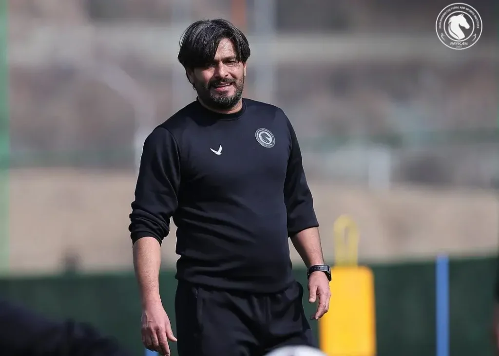 دقیقی و شاگردانش آماده نبرد دشوار در یزد/ پیکان به شکست استقلال راضی نیست(عکس)