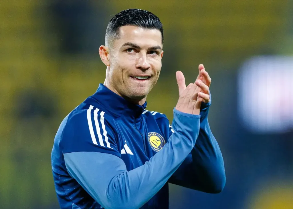 حمایت قاطع از رونالدو: خودش می‌داند کِی برود!