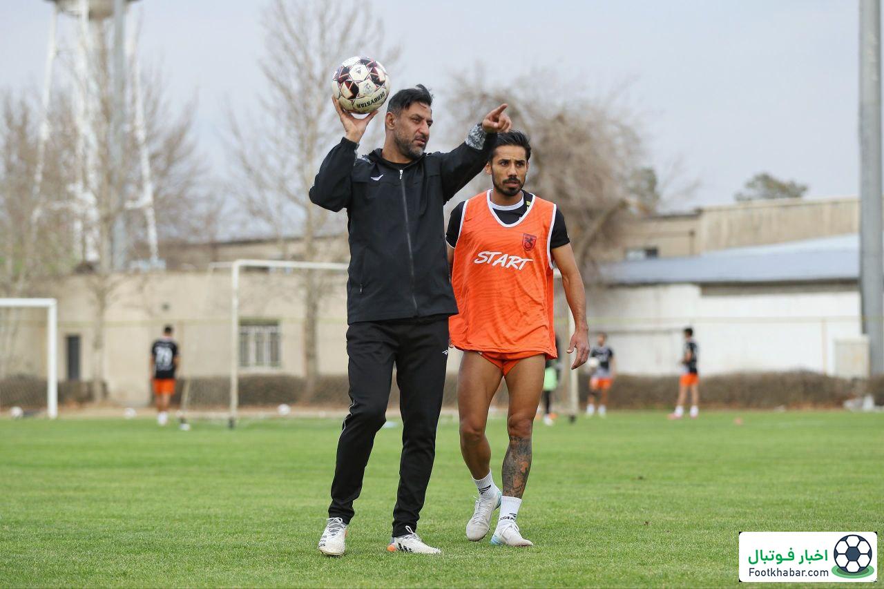 در آن مسابقه شخصیت تیم ما زیر سوال رفت؛/ شکوری: معضل مس از بازی تراکتور آغاز شد