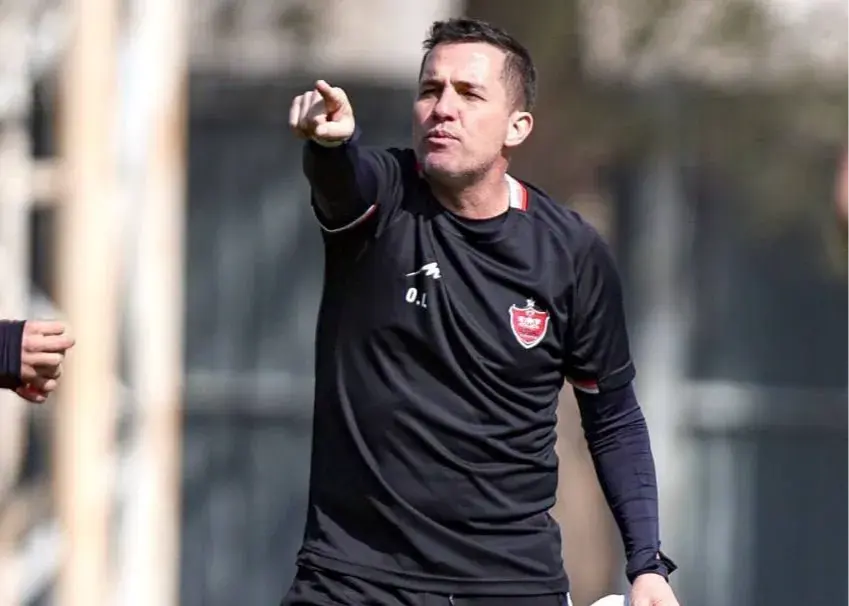 بازیکنان دیگری هم در لیستم بودند/ کنایه سرمربی پرسپولیس به نقل و انتقالات زمستانی