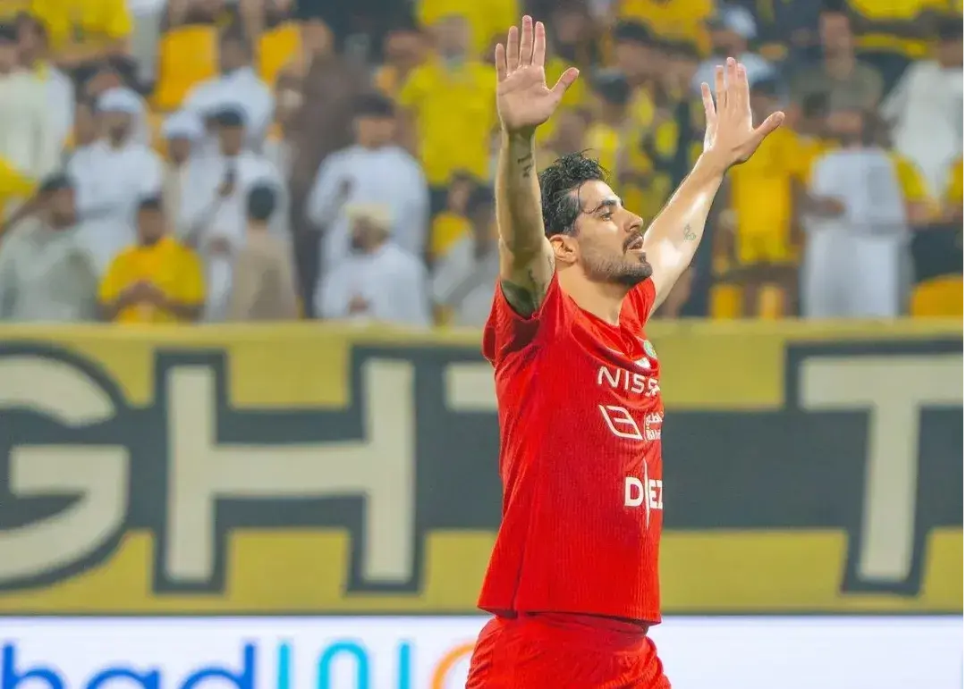 آمار خیره کننده در رقابت‌های داخلی؛/ عزت‌اللهی قبل از تراکتور آقای گل شد!