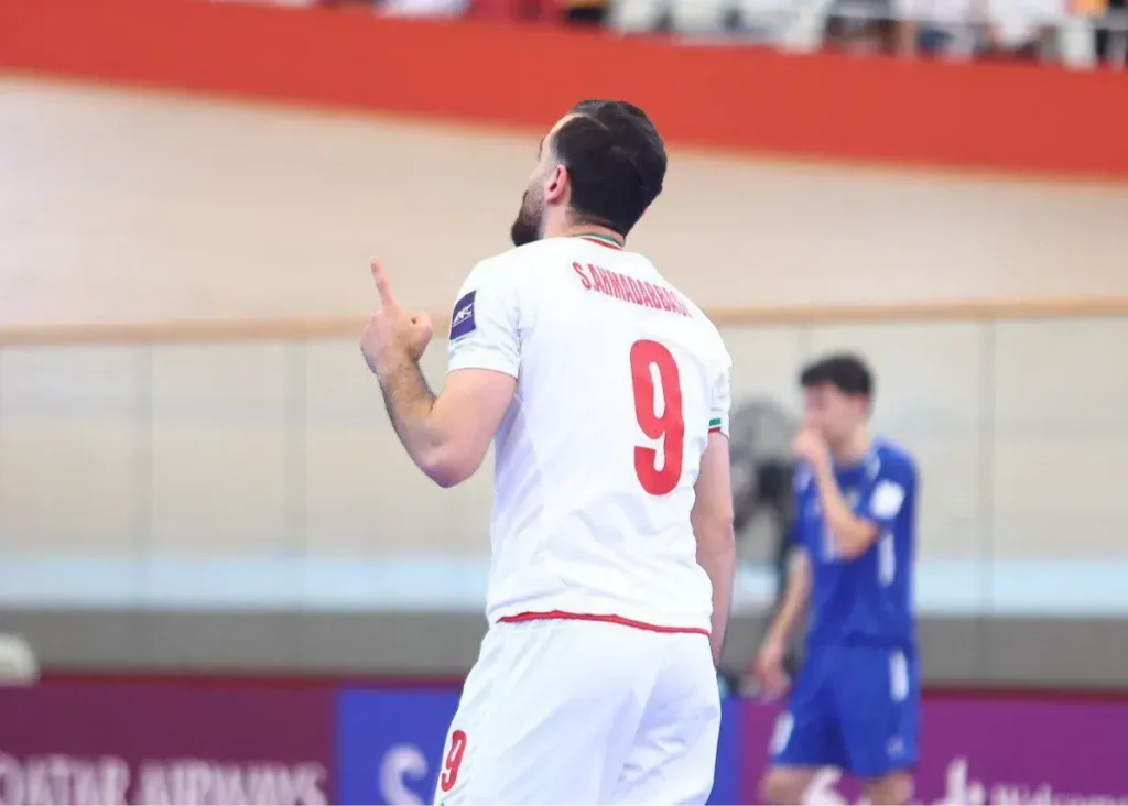 احمدعباسی در انتظار کسب دومین جایزه؛/ گل زیبای ستاره ایرانی، نامزد بهترین گل آسیا