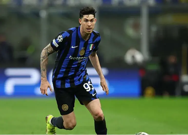 ادامه جنجال درباره تمارض ستاره اینتر/ ماجرای باستونی سیاسی شد: حذف از تیم ملی!