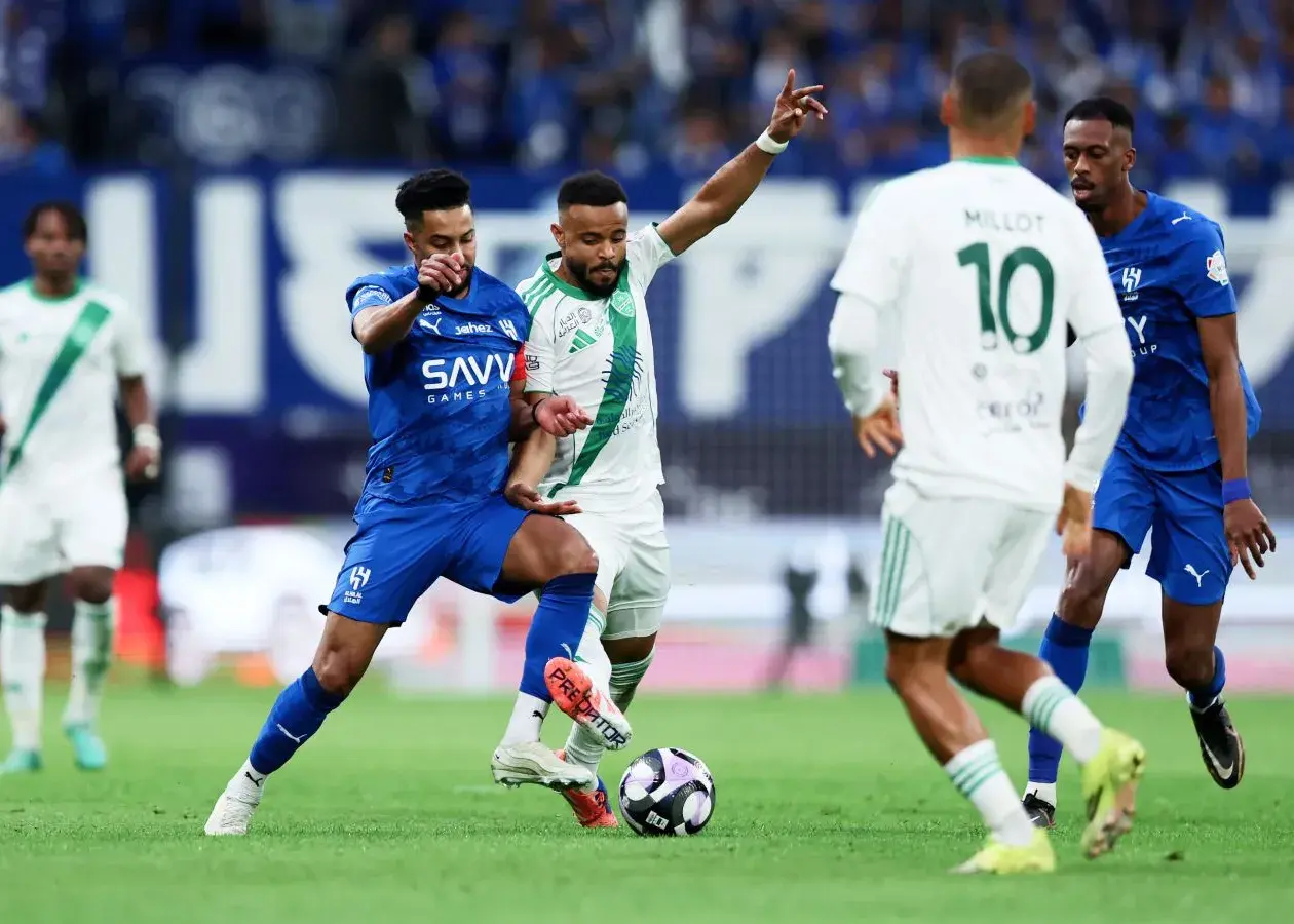 الاهلی نتوانست صدر را از زعیم بگیرد/ تساوی در ال‌کلاسیکوی عربستان: الهلال در صدر