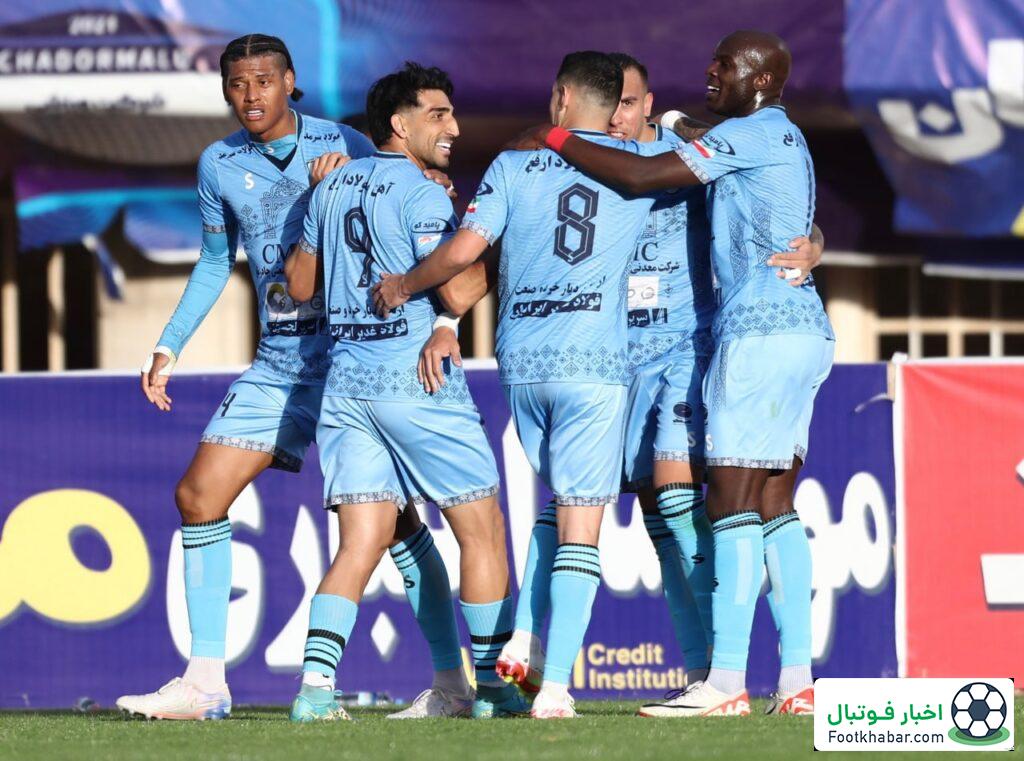 با امید کسب امتیاز برابر گل‌گهر صدرنشین/ چشم مدعیان قهرمانی لیگ به چادرملو