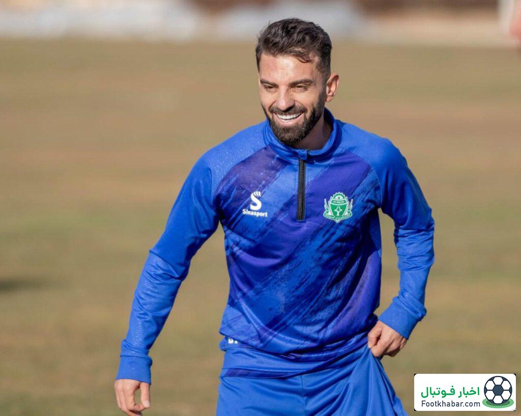 بازیکن سابق استقلال به صدرنشین لیگ دو پیوست