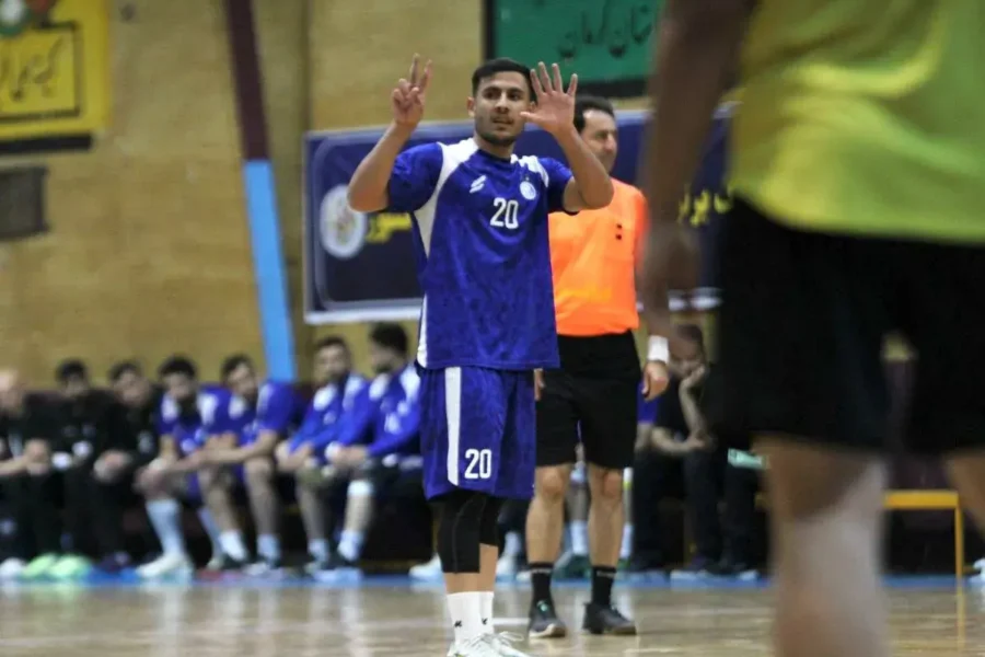 بردهای امیدوار کننده برای گچساران و سایپا؛/ استقلال کازرون صدر را رها نمی‌کند