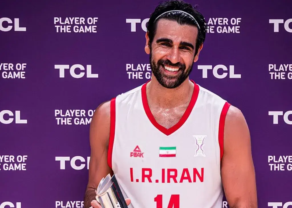 برنامه‌های کادرفنی را در زمین اجرا نکردیم:/ ‏ارسلان کاظمی: از شکست مقابل اردن غافلگیر نشدم!