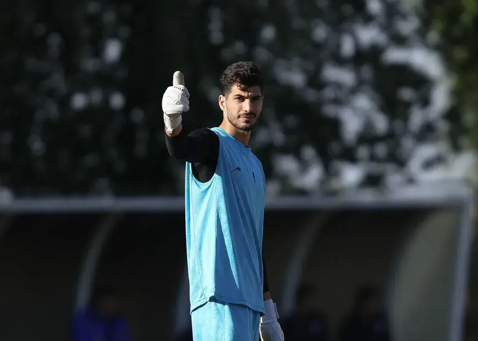 تجربه آلوز علیه رکورد جذاب گلر استقلالی/ پنالتی‌گیرترین گلر نیم‌فصل دوم با پیراهن آبی