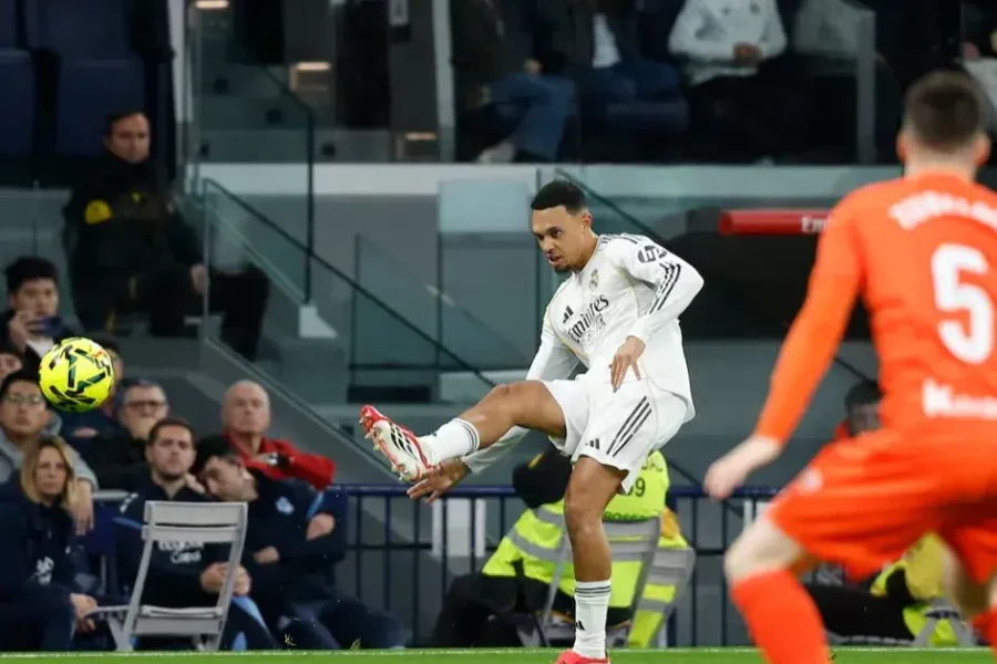 ترنت زندگی را برای وینیسیوس آسان کرد