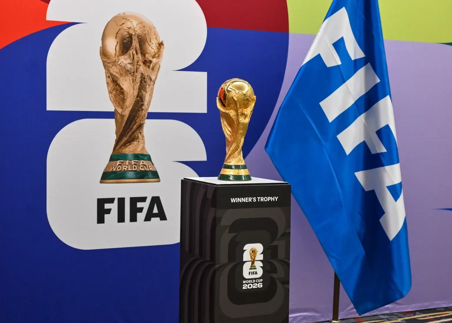 تهدید انگلیسی‌ها: جام جهانی نمی‌بینیم!