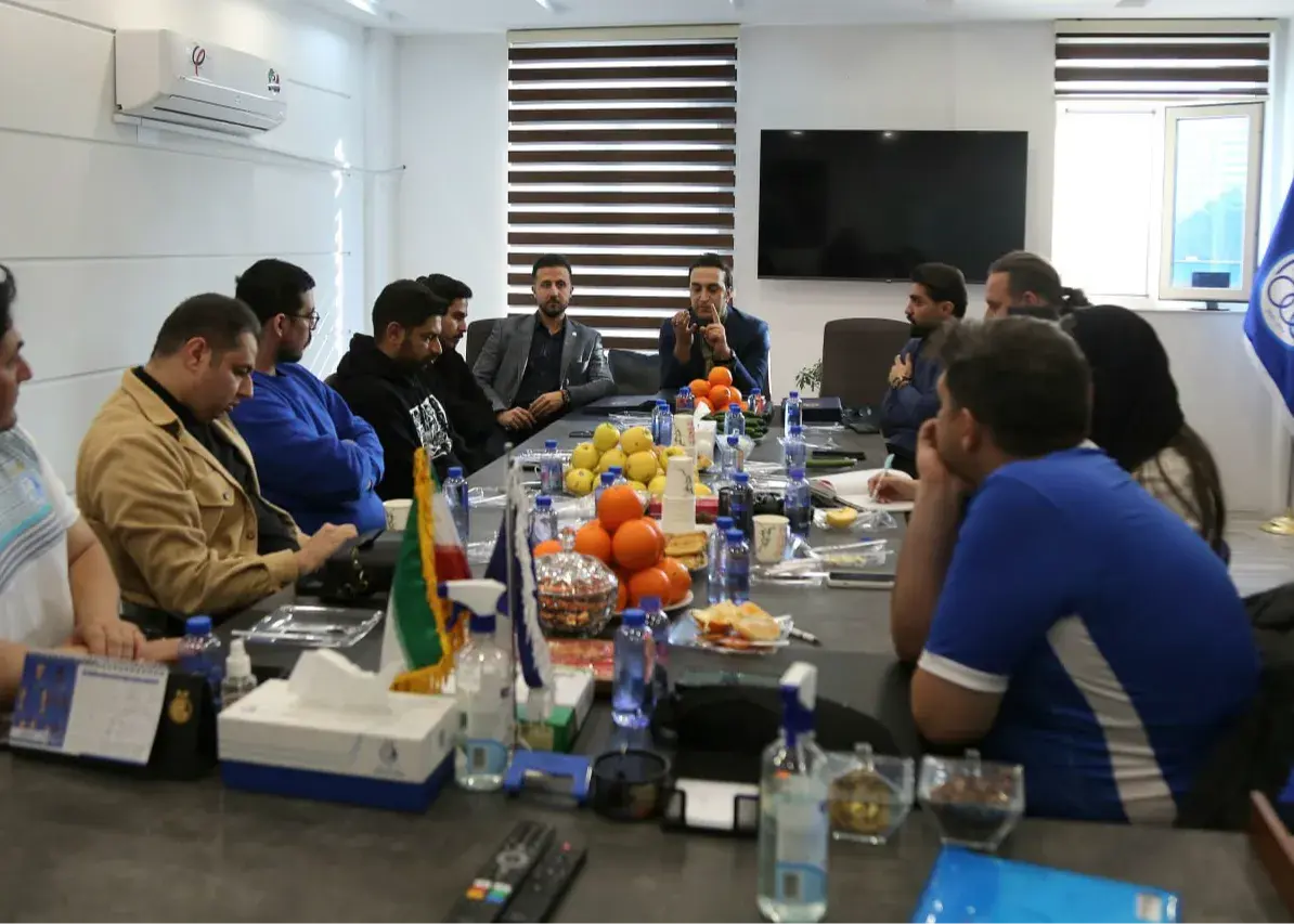 توضیح مهم درباره عکس حاشیه‌ساز مدیران استقلال