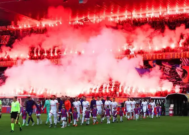 تون، عجیب‌ترین داستان در فوتبال اروپا/ معجزه فوتبال: تیم تازه صعود کرده قهرمان می‌شود