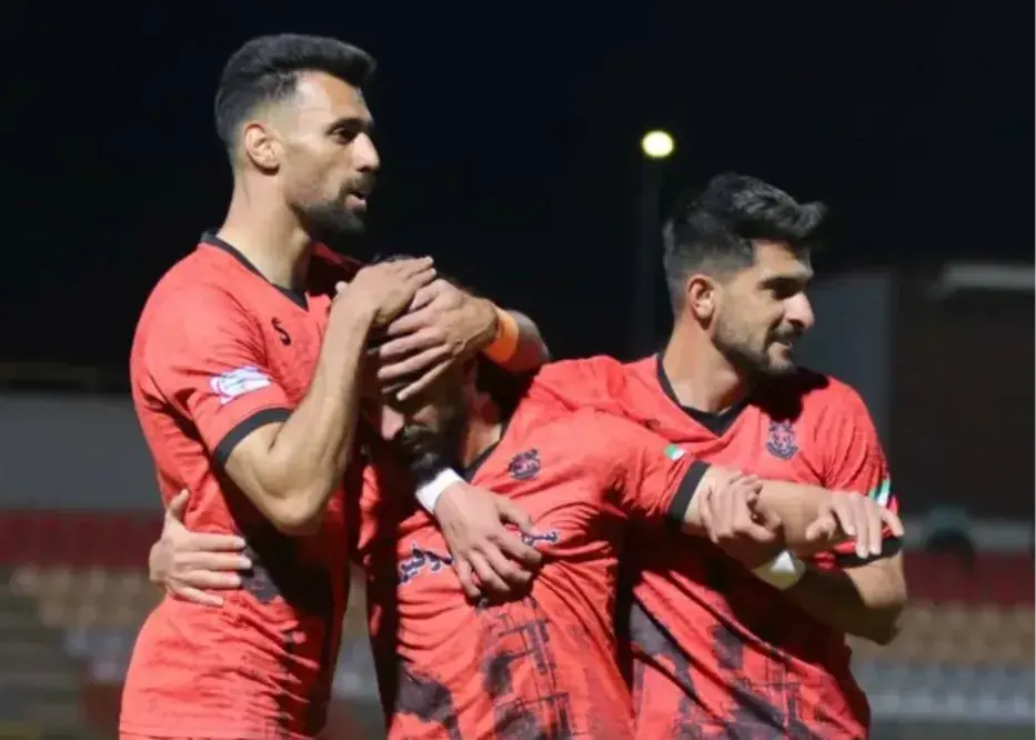 تیم شهبا، صدرنشین غیرمنتظره لیگ یک؛/ لیگ برتر، رویایی بزرگ شهر ۱۵۰ هزار نفری!