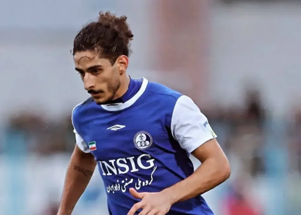 ثبت بدهی جدید برای استقلال خوزستان/ پدیده سابق لیگ برتر آبی‌پوشان را محکوم کرد