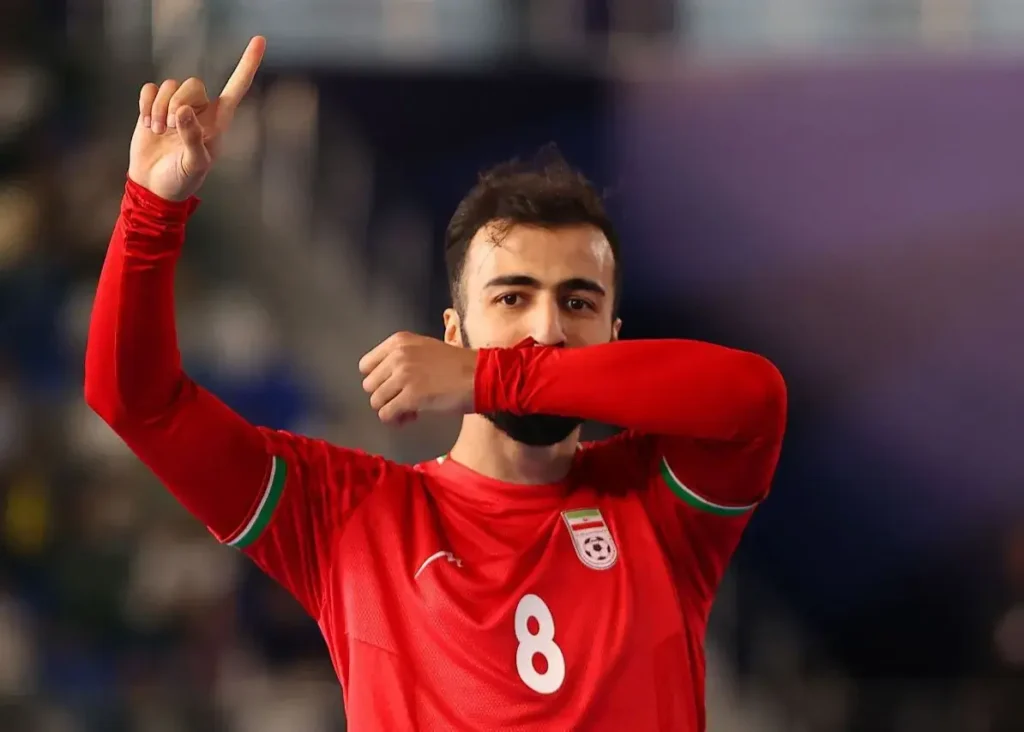 حالا باید خودمان را در جهان نشان بدهیم؛/ اولادقباد: مدال طلا کم آورده بودند!