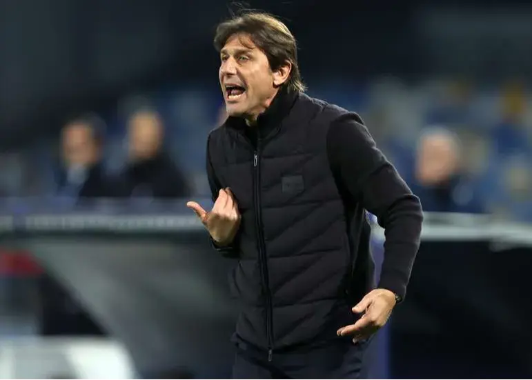 حمله ستاره سابق ناپولی به دون آنتونیو/ کونته عضلات بازیکنانش را نابود می‌کند!