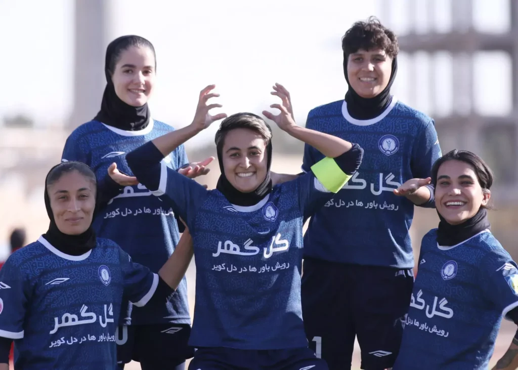 خانم گل فوتبال ایران و داستان‌فوتبالی جذابش/ افسانه: مجیدی فوتبالیستم کرد جانواریو ملی‌پوش!