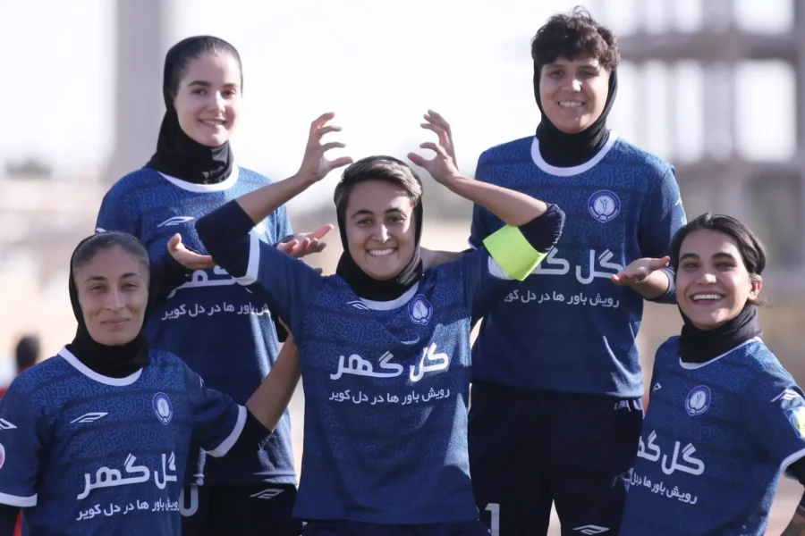 خانم گل فوتبال ایران و داستان‌فوتبالی جذابش/ افسانه: مجیدی فوتبالیستم کرد جانواریو ملی‌پوش!