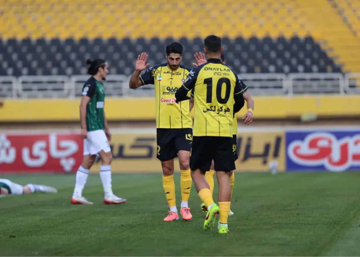 خرید مهم نویدکیا و یک گل سه امتیازی؛/ بازگشت مهدی به سپاهان با گل شماره ۱۰