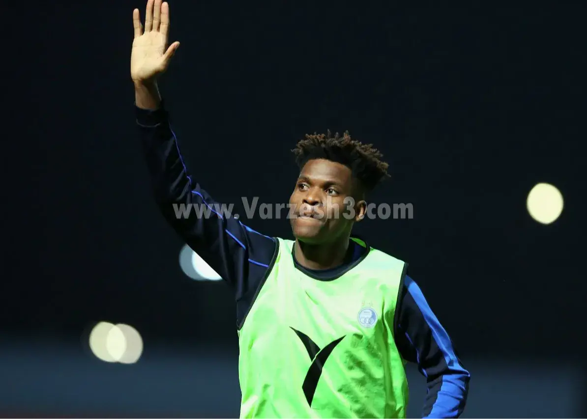 خلاء در قلب خط میانی و بازیسازی:/ جدایی اندونگ و معضل تاکتیکی بزرگ ساپینتو