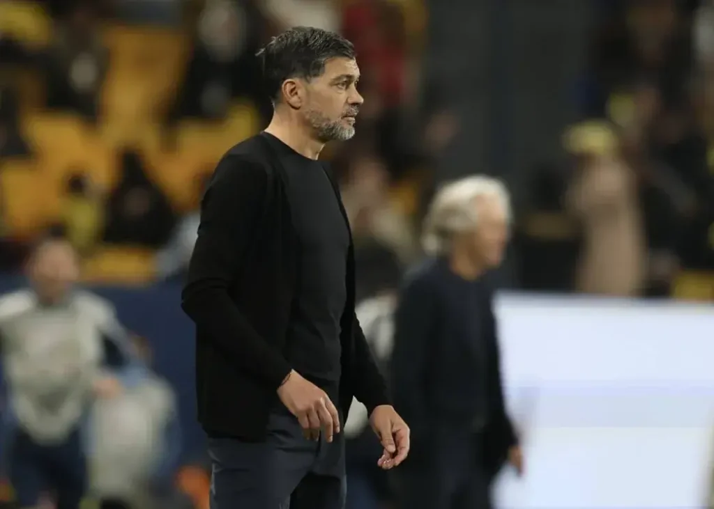 داوری جریان مسابقه را تغییر داد/ کونسیسائو: از بنزما نپرسید، او در تیم ما نیست!